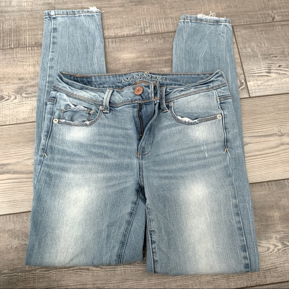 AEO distressed skinny jeans